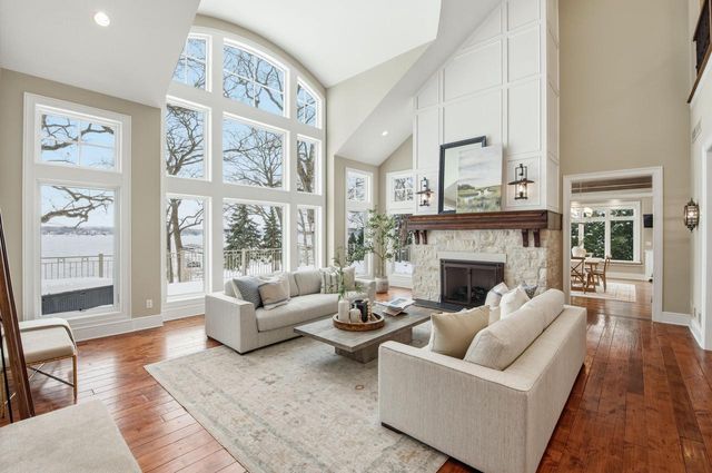 N30W28853 Lakeside DRIVE, Pewaukee, WI 53072