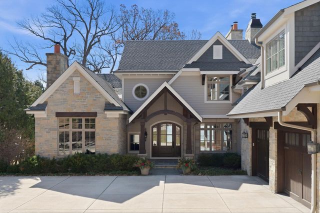 N30W28853 Lakeside DRIVE, Pewaukee, WI 53072