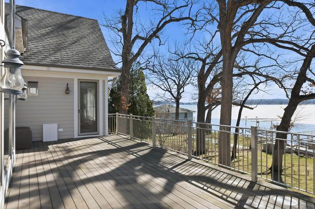N30W28853 Lakeside DRIVE, Pewaukee, WI 53072