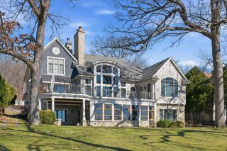 N30W28853 Lakeside DRIVE, Pewaukee, WI 53072