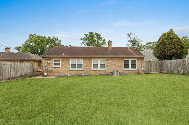 251 W 10th Street, Chicago Heights, IL 60411
