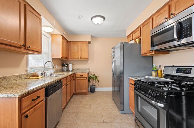251 W 10th Street, Chicago Heights, IL 60411