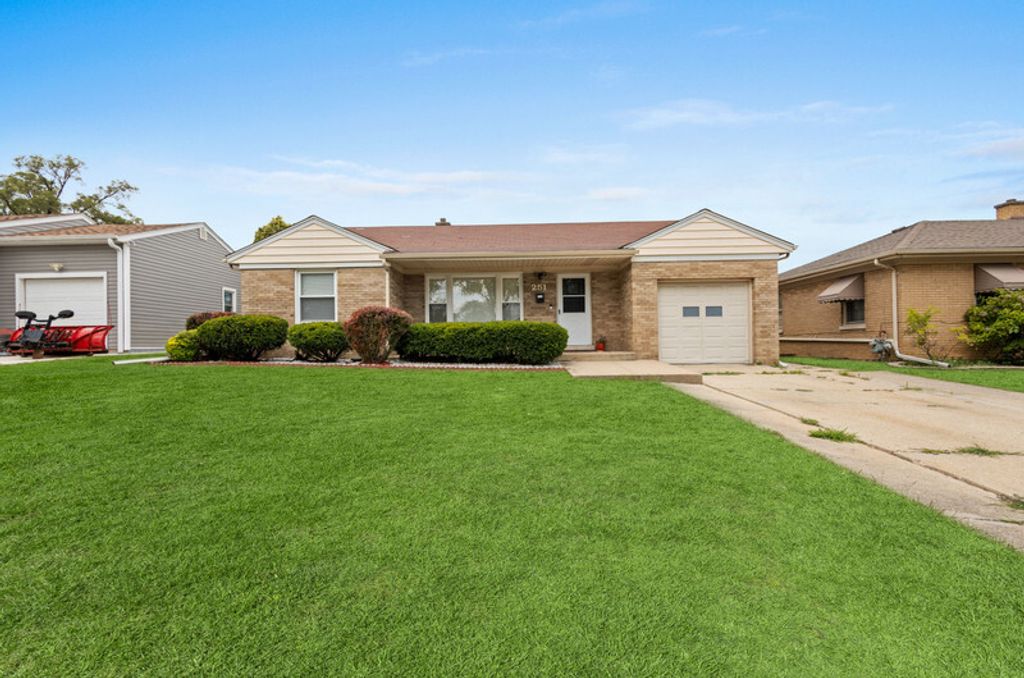 251 W 10th Street, Chicago Heights, IL 60411