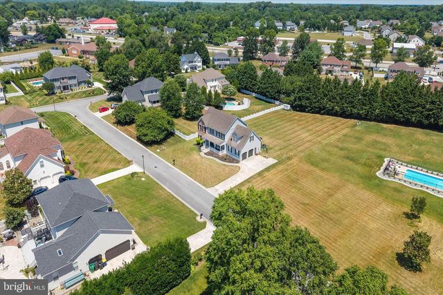 56 MAJILL LN, Dover, DE 19901
