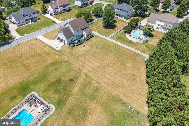 56 MAJILL LN, Dover, DE 19901