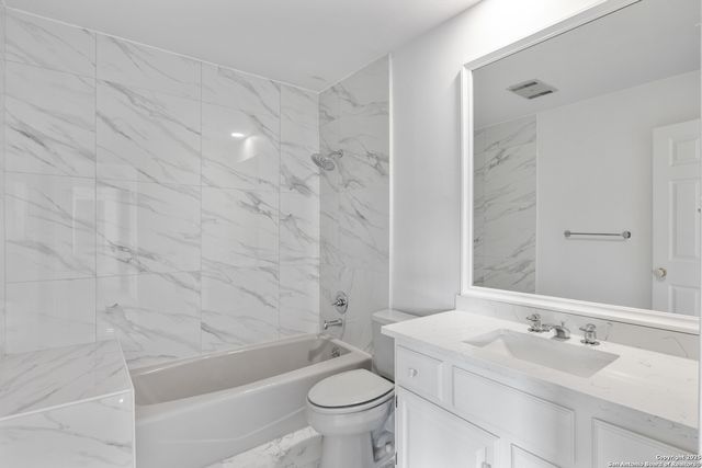 7 Vineyard Dr, San Antonio, TX 78257