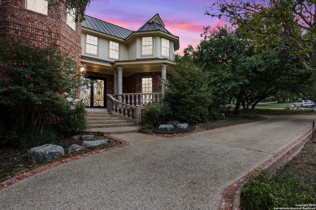 7 Vineyard Dr, San Antonio, TX 78257