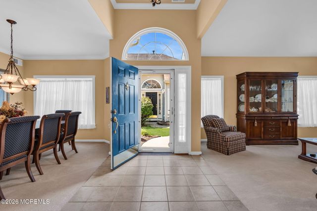 41 Rochford Drive, Manchester, NJ 08759