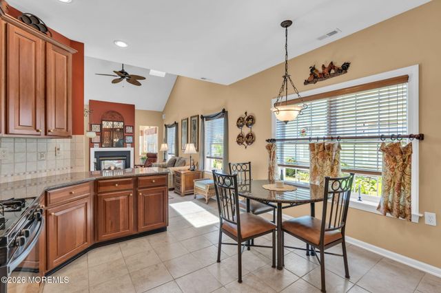 41 Rochford Drive, Manchester, NJ 08759