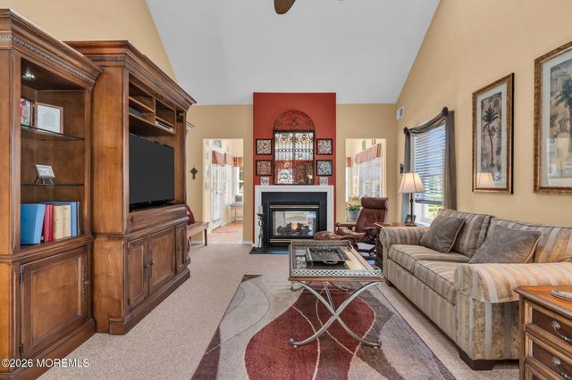 41 Rochford Drive, Manchester, NJ 08759