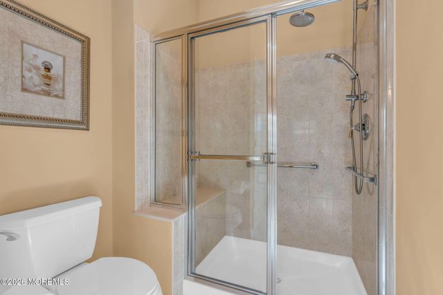 41 Rochford Drive, Manchester, NJ 08759