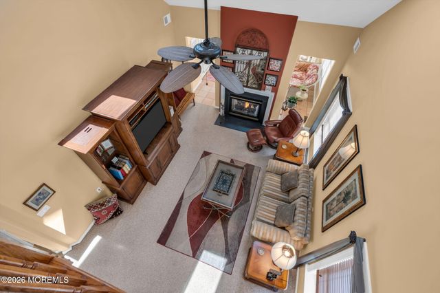 41 Rochford Drive, Manchester, NJ 08759