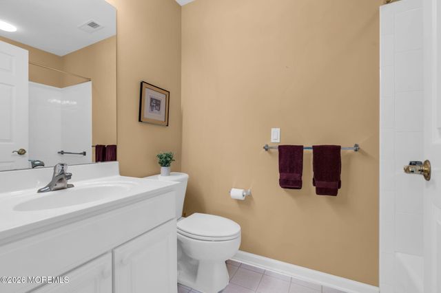 41 Rochford Drive, Manchester, NJ 08759