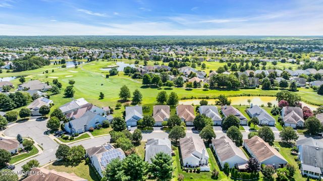 41 Rochford Drive, Manchester, NJ 08759
