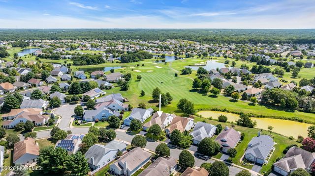 41 Rochford Drive, Manchester, NJ 08759