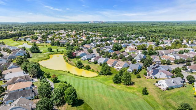 41 Rochford Drive, Manchester, NJ 08759