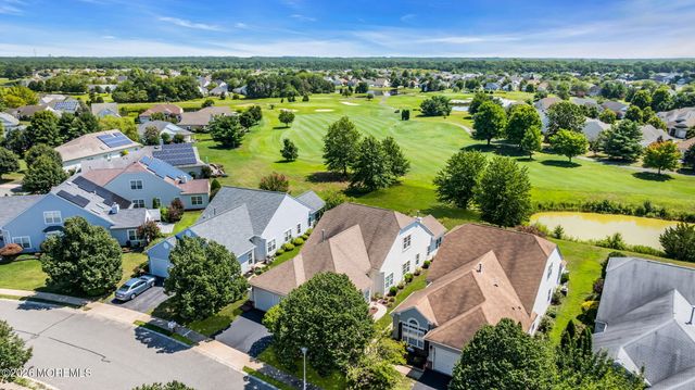 41 Rochford Drive, Manchester, NJ 08759