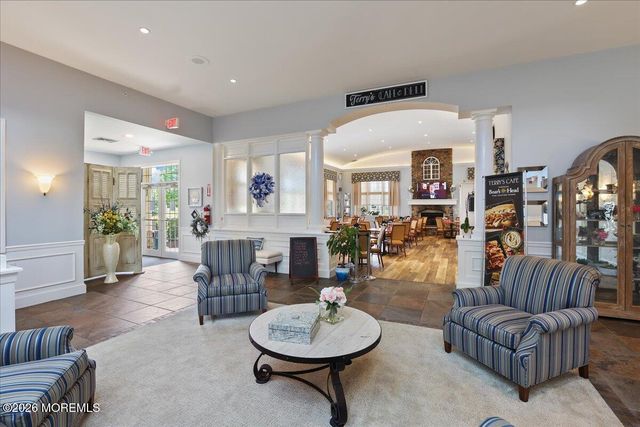 41 Rochford Drive, Manchester, NJ 08759