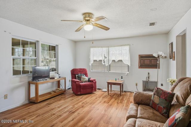 2012 TEAL Lane, Middleburg, FL 32068