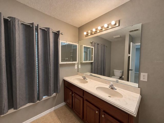 895 HACIENDA CIRCLE, Kissimmee, FL 34741