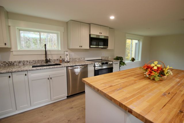 125 Barre Hill Road, Plainfield, VT 05667