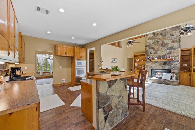 21978 Hardwood Trail, New Caney, TX 77357