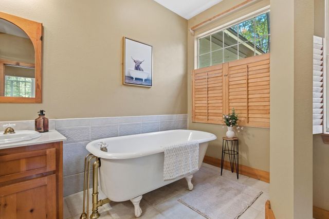 21978 Hardwood Trail, New Caney, TX 77357