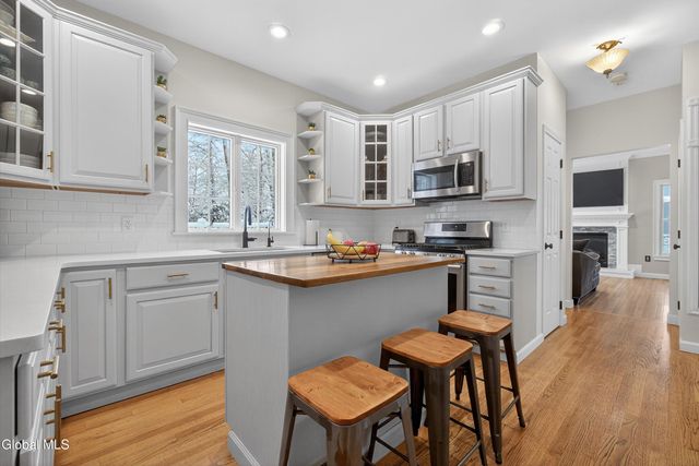 9 Sonja Lane, Ballston Spa, NY 12020