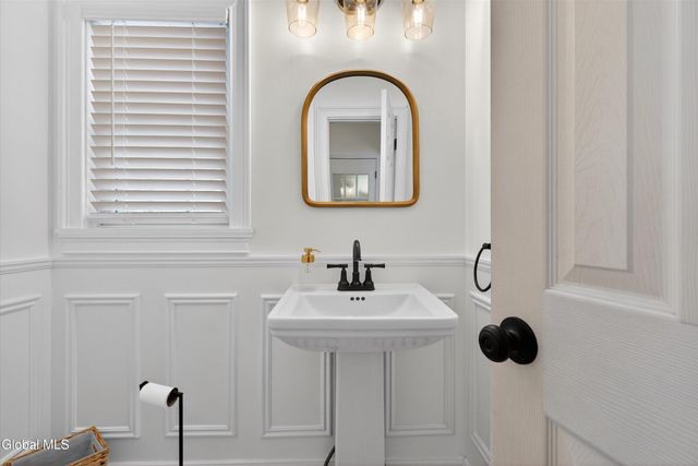 9 Sonja Lane, Ballston Spa, NY 12020