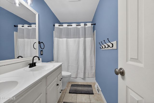 9 Sonja Lane, Ballston Spa, NY 12020