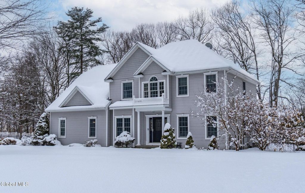 9 Sonja Lane, Ballston Spa, NY 12020