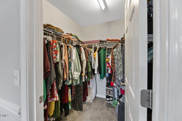 401 Scripps Lane 104, Raleigh, NC 27610