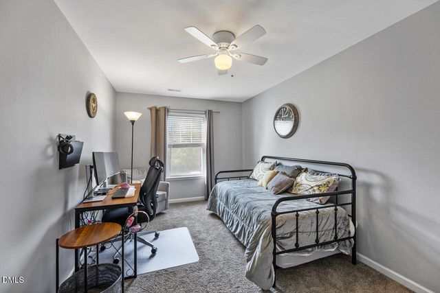 401 Scripps Lane 104, Raleigh, NC 27610