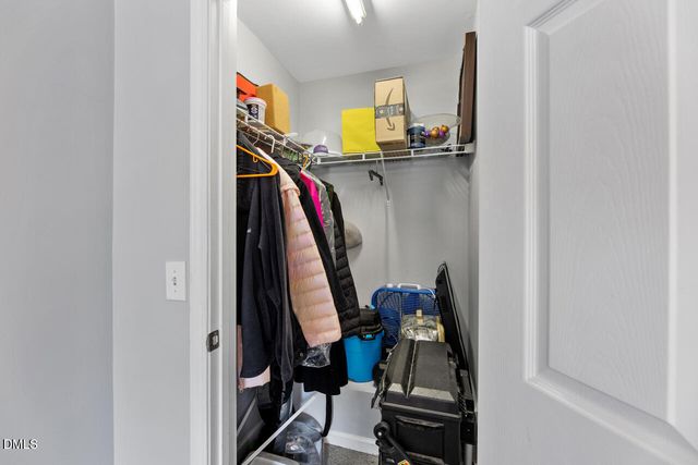 401 Scripps Lane 104, Raleigh, NC 27610