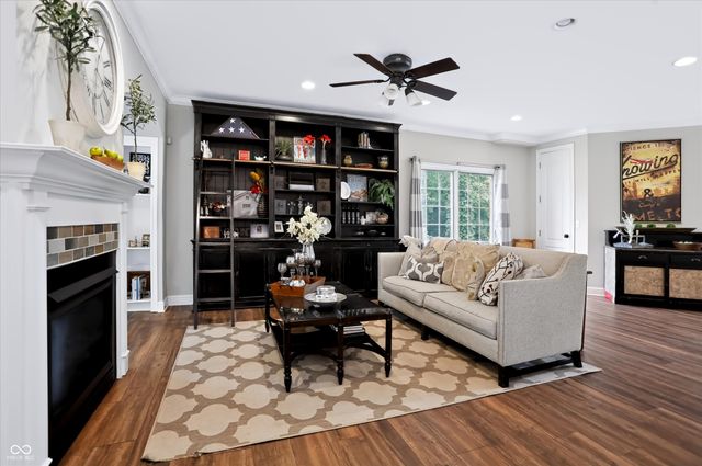 7441 Oakland Hills Drive, Indianapolis, IN 46236