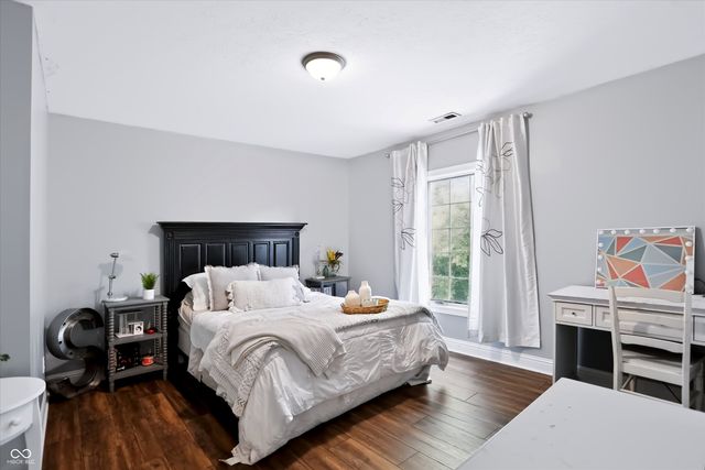 7441 Oakland Hills Drive, Indianapolis, IN 46236