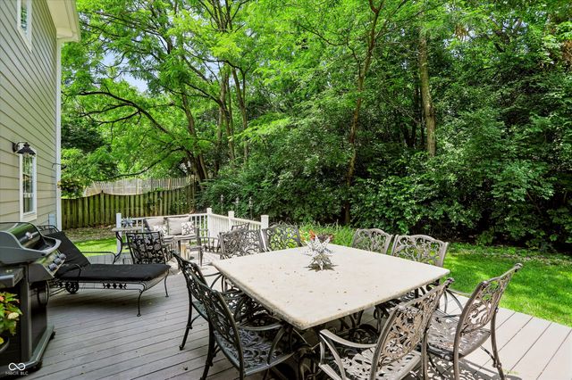 7441 Oakland Hills Drive, Indianapolis, IN 46236