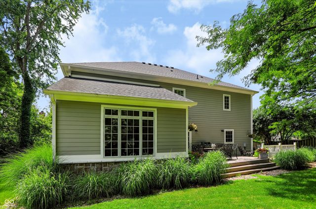 7441 Oakland Hills Drive, Indianapolis, IN 46236