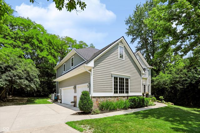 7441 Oakland Hills Drive, Indianapolis, IN 46236