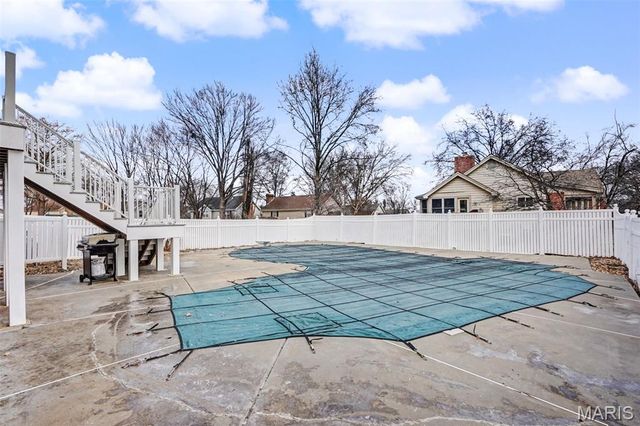 33 Carriage Way W, St Peters, MO 63376