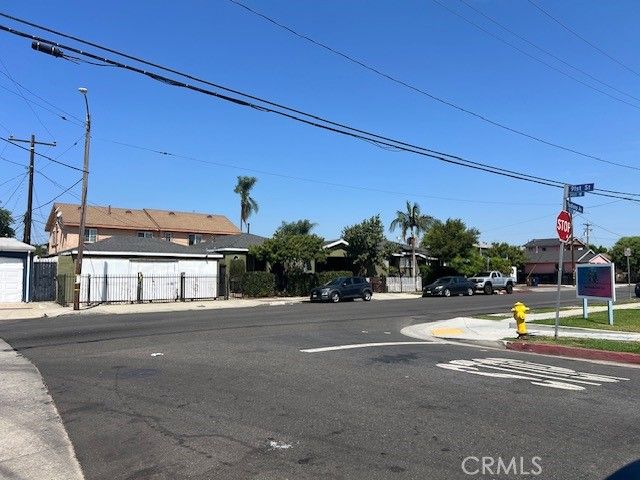 1202 W 90th, Los Angeles, CA 90044