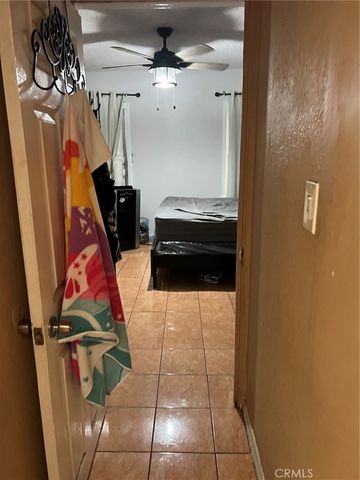 1202 W 90th, Los Angeles, CA 90044