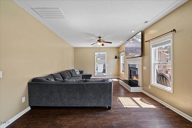 174 Silverthorne Drive, Sanford, NC 27332