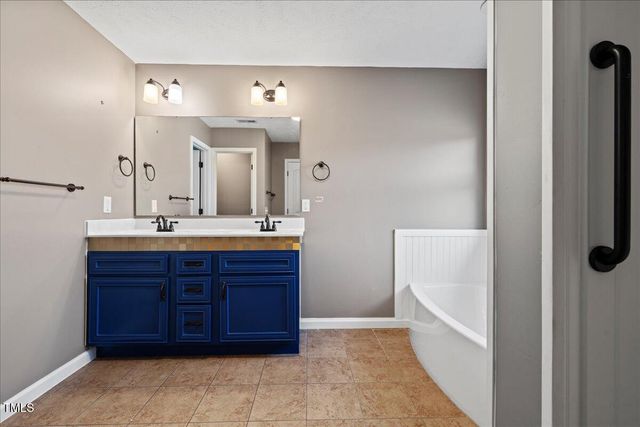 174 Silverthorne Drive, Sanford, NC 27332