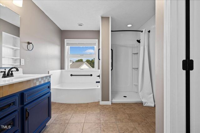174 Silverthorne Drive, Sanford, NC 27332