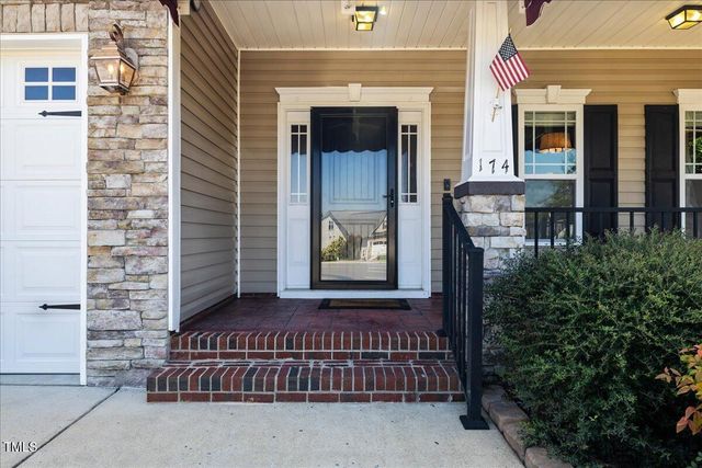 174 Silverthorne Drive, Sanford, NC 27332