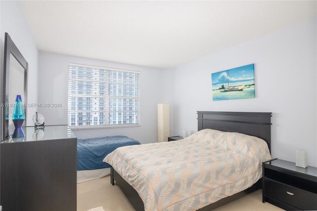 1965 S Ocean Dr 9F, Hallandale Beach, FL 33009