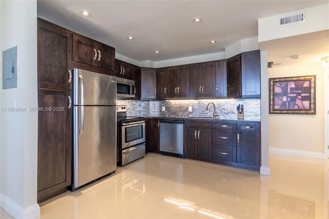 1965 S Ocean Dr 9F, Hallandale Beach, FL 33009