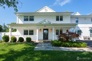 65 Hastings Road, South Brunswick, NJ 08824