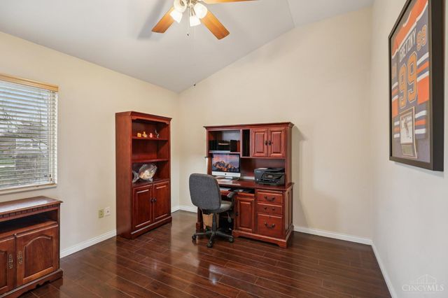 2520 Hingham Lane, Centerville, OH 45459